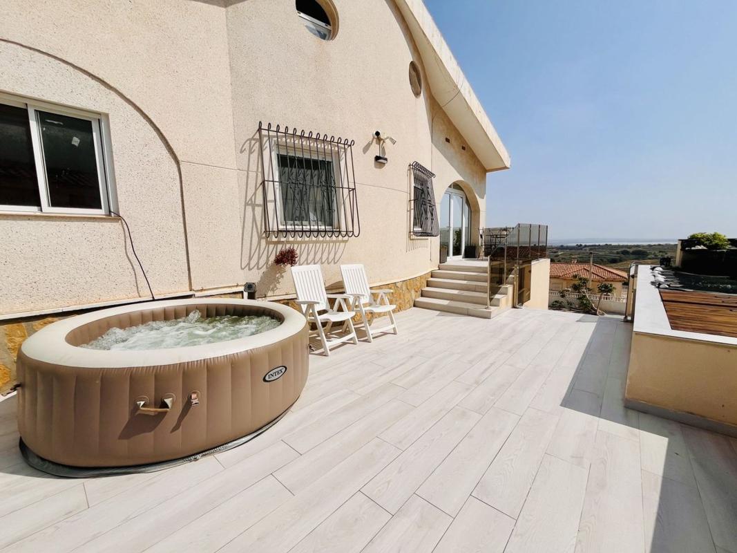 Sale of independent chalet in Casa o chalet en Centro, San Miguel de Salinas, San Miguel de Salinas
photo 5