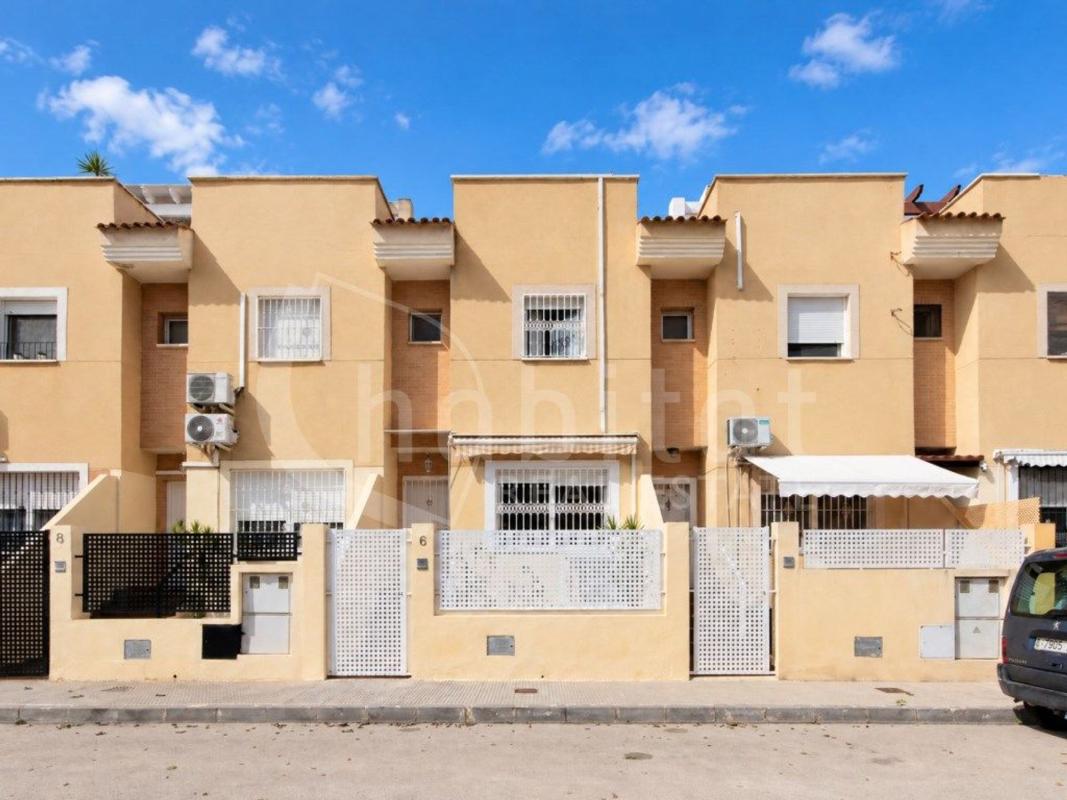 Propiedades en venta y alquiler en España photo 1