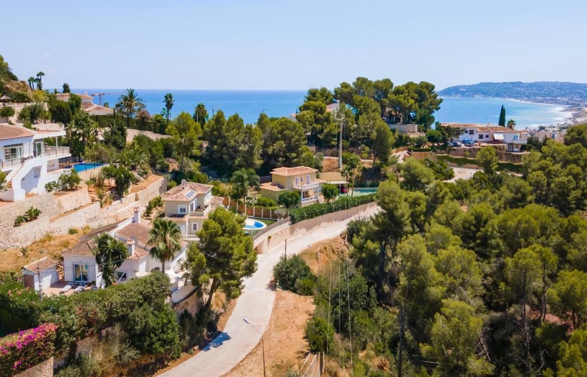 Properties for sale and rent in Spain photo 5