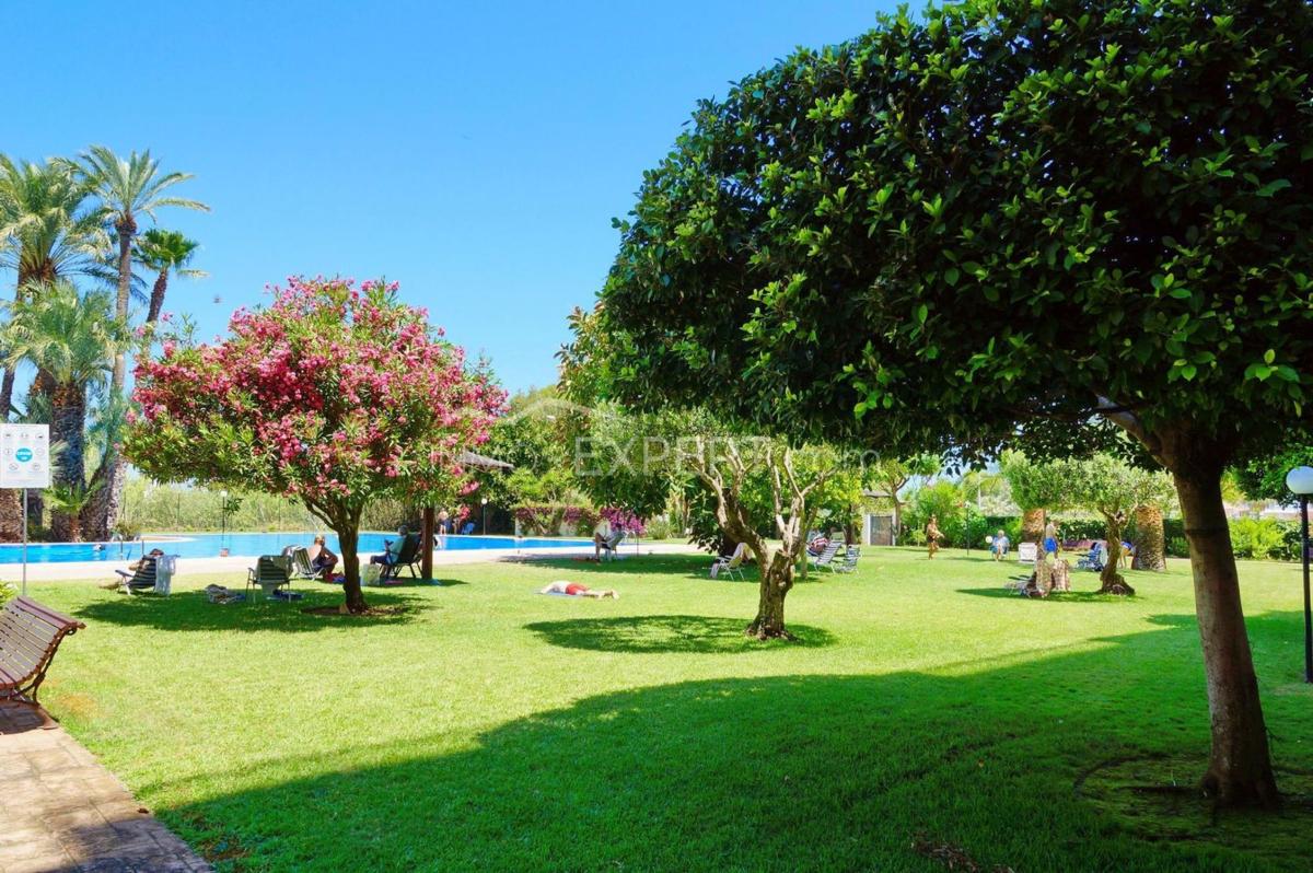 Продажа квартиры на Piso en Centro Urbano, Denia, Дения
 photo 2