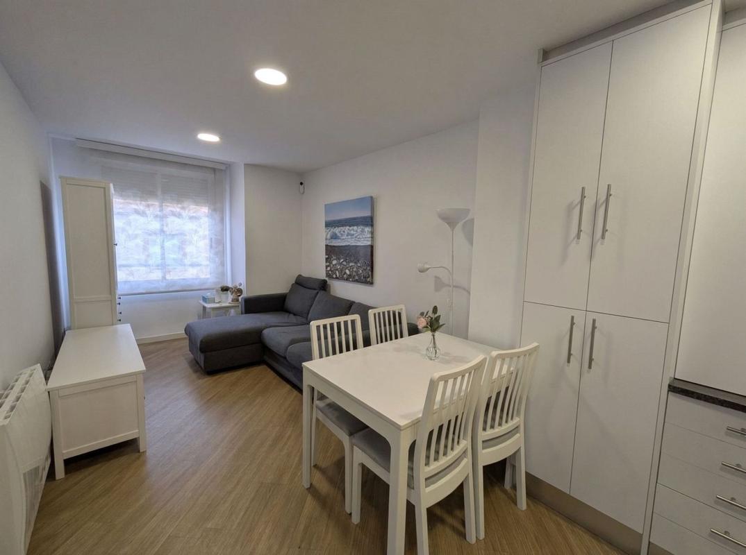 Sale of apartment in Piso en Barri Eixample, Alcoy / Alcoi, Alcoy
 photo 3