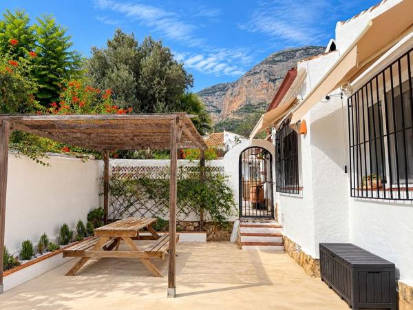 Independent chalet for sale in Casa o chalet en Montgó - Ermita, Jávea/Xàbia, Jávea/Xàbia
 photo 4