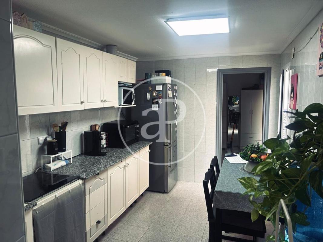 Продажа квартиры на Piso en Carrús Este, Elche / Elx, Эльче / Эльх
photo 1