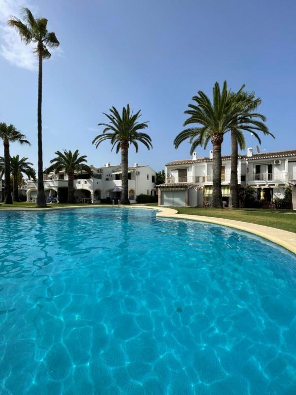 Properties for sale and rent in Spain photo 5
