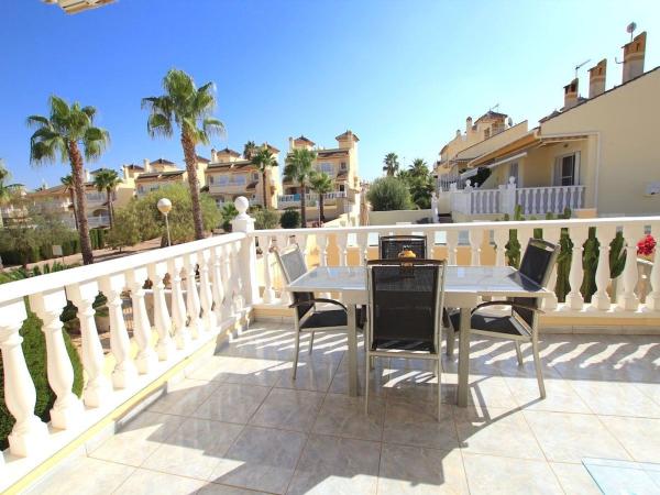 Chalet pareado en Calle Teide, Benijofar photo 2