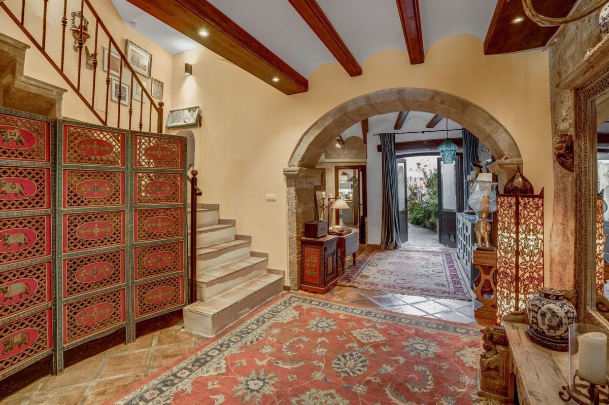 Properties for sale and rent in Spain photo 2