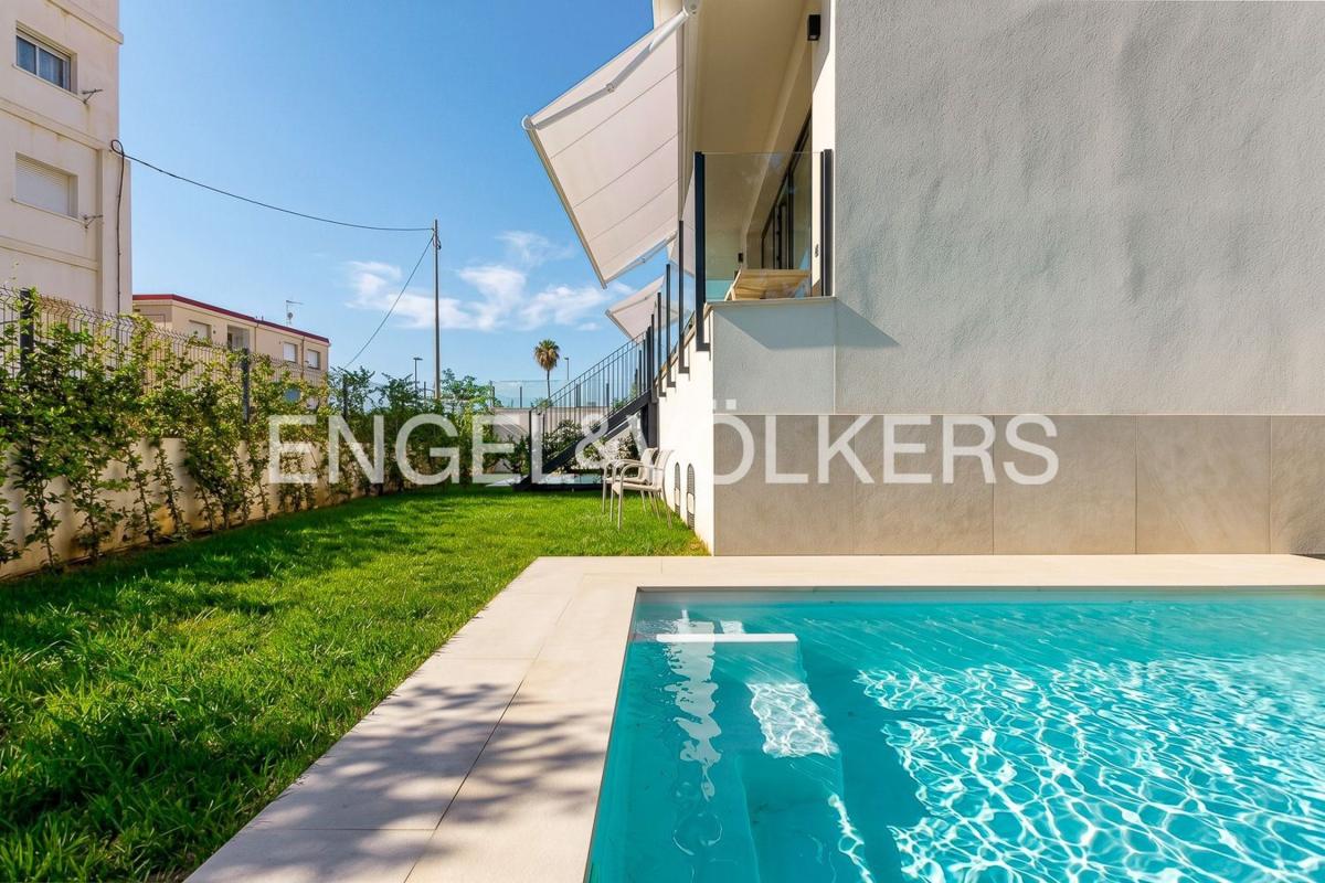 Продажа квартиры на Piso en Les Bassetes-El Marjal, Denia, Дения
photo 2