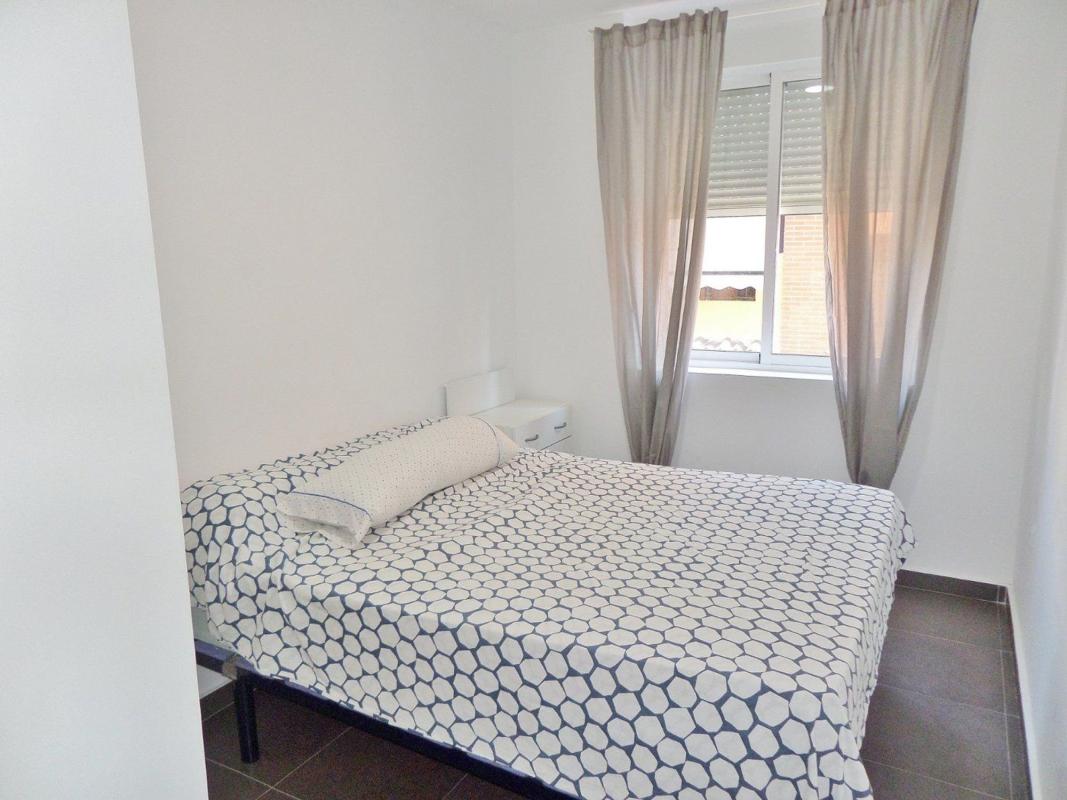 Edificio de 480m2 en venta en Alicante / Alacant photo 3