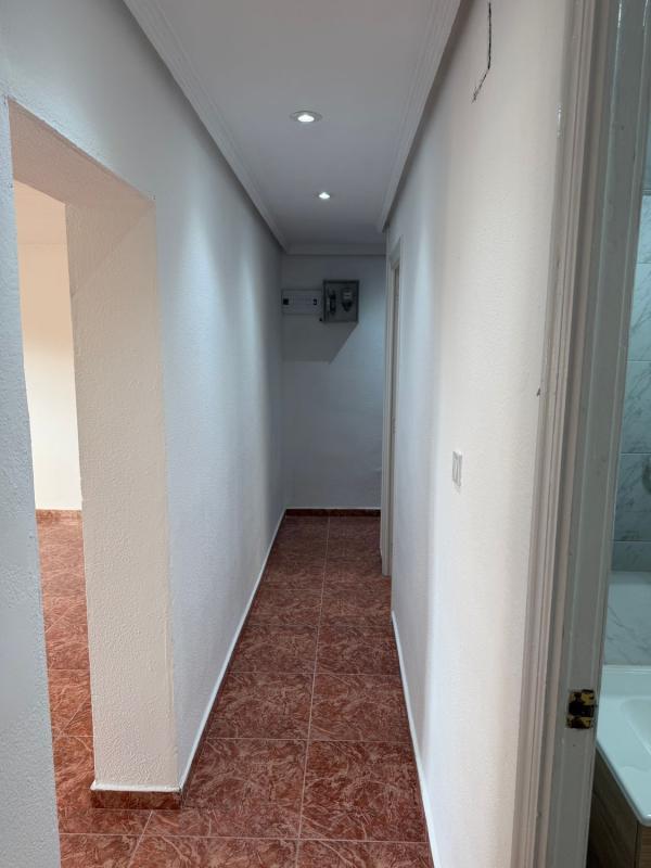 Sale of apartment in Piso en Geografo Rey Pastor, Colonia Requena - Virgen del Carmen, Alicante / Alacant, Alicante
 photo 2
