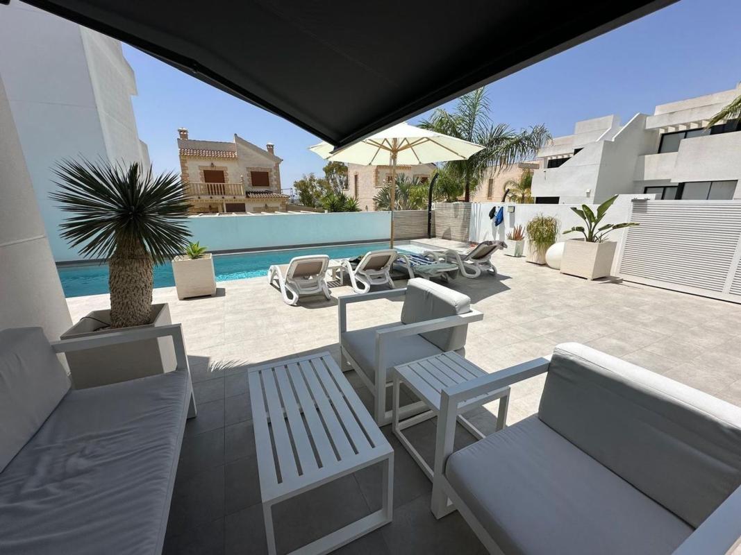 Properties for sale and rent in Spain photo 4