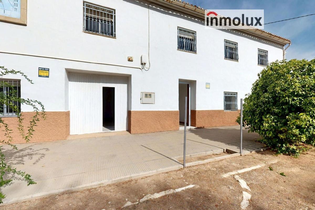 Terreno en venta en Novelda, Alicante photo 3
