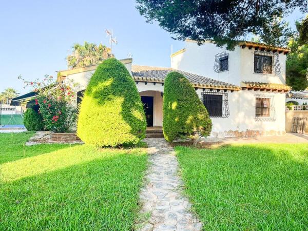 Casa o chalet independiente en Calle Carabela, 16, Punta Prima, Orihuela thumbnail 2