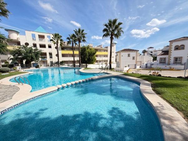 Продажа квартиры на Piso en Villamartín, Orihuela, Ориуэла
thumbnail 2