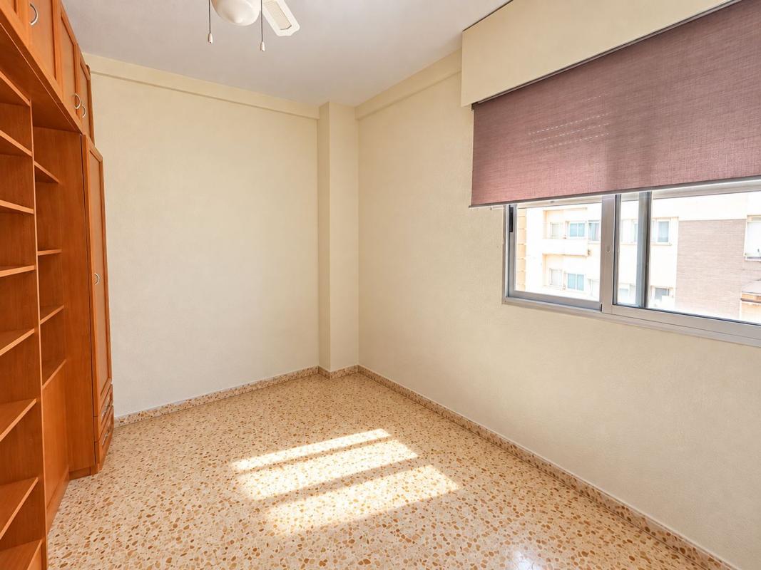 Venta de piso en Piso en Ciudad Jardín, Alicante / Alacant, Alicante / Alacant
photo 5