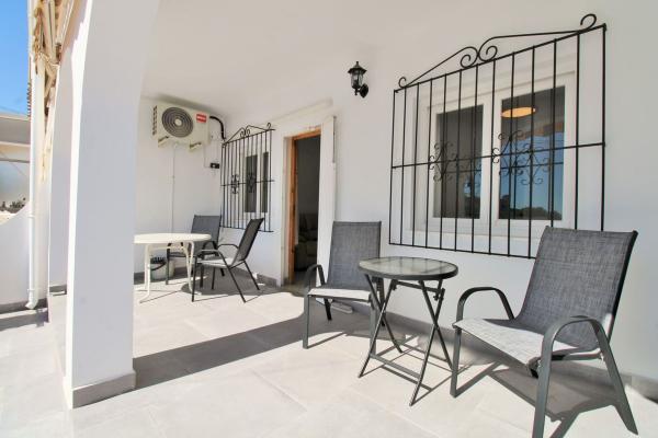 Chalet adosado en Calle Velazquez-Villacosta I, 6, Villamartín, Orihuela photo 3