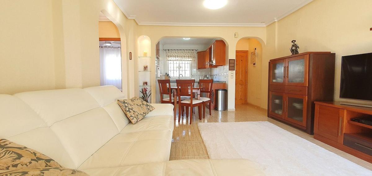 Sale of apartment in Piso en Calle Báltico, 22, Lomas de Cabo Roig, Orihuela, Orihuela
 photo 5