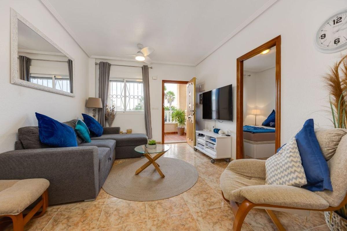 Sale of apartment in Piso en La Ciñuelica - Villa Rosa, Orihuela, Orihuela
 photo 3