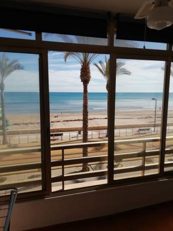 Квартира на продажу в Estudio en Calle el Pinós, 2, Playa Muchavista, El Campello, Эль Кампельо photo 1