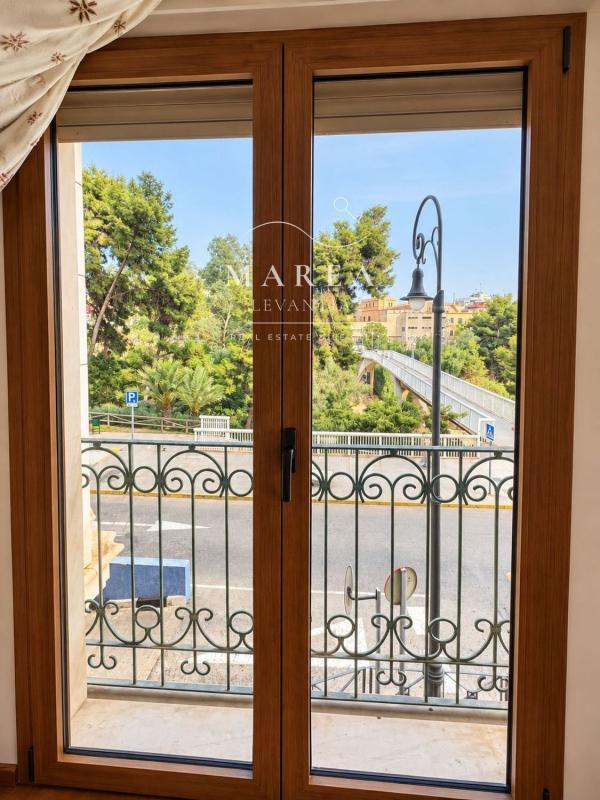 Venta de piso en Piso en Avenida de la Comunitat Valenciana, Pont Nou-Corazón de Jesús, Elche / Elx, Elche / Elx
photo 4