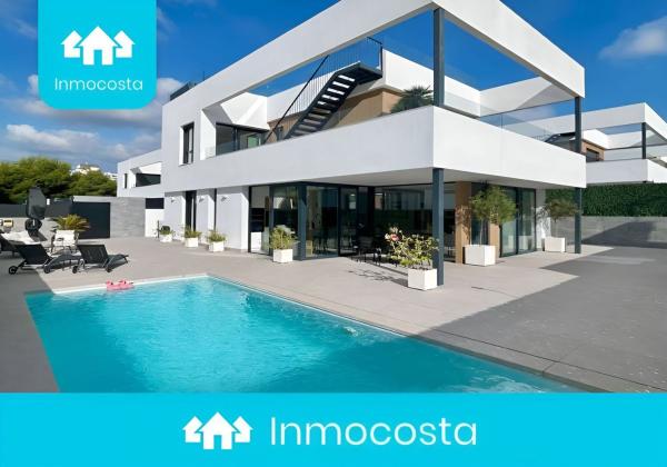 Casa o chalet independiente en Calle de Xile, Balcón de Finestrat-Terra Marina, Finestrat photo 2