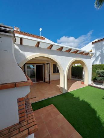 Chalet pareado en Partida Benicolada, Urb Puerta Del Sol, 10 t, Gargasindi, Calpe photo 1