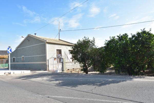 Частный шале на продаже в  Casa o chalet en Centro de la Ciudad Quesada, Rojales, Рохалес photo 1