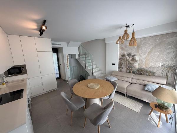 Частный шале на продаже в  Casa o chalet en Zona Pueblo, Guardamar del Segura, Гуардамар-дель-Сегура photo 3