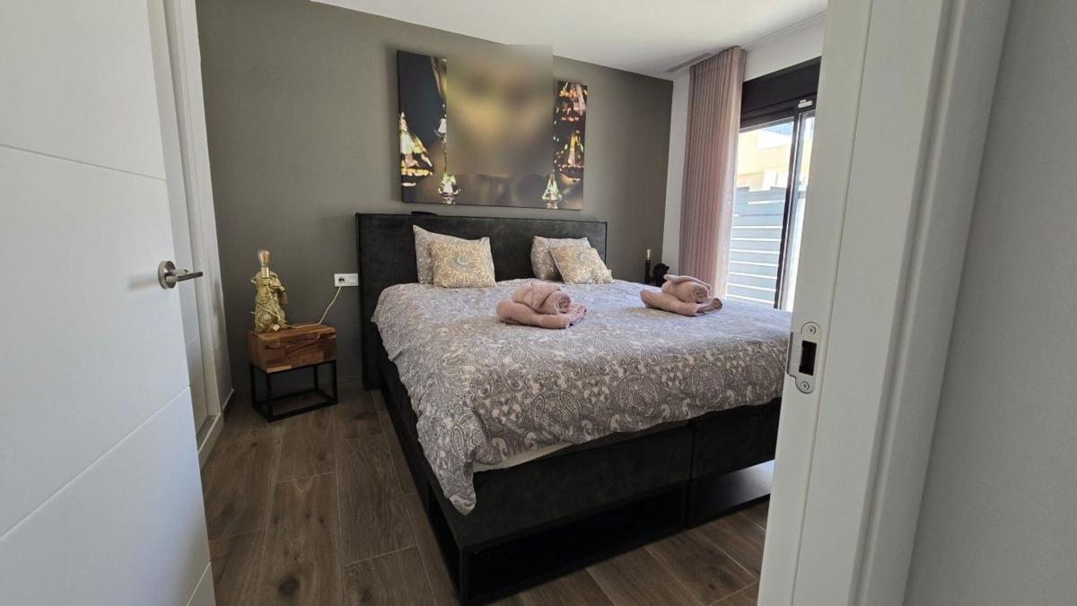 Sale of independent chalet in Casa o chalet en Los Montesinos, Los Montesinos
photo 5