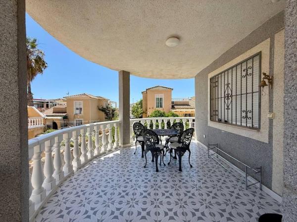 Частный шале на продаже в Casa o chalet en Horizonte - La Campana, Orihuela, Ориуэла thumbnail 2