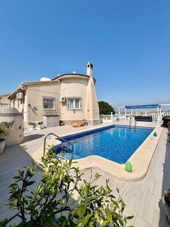 Chalet wolnostojący na sprzedaż w  Casa o chalet en Formentera del Segura, Formentera del Segura photo 4
