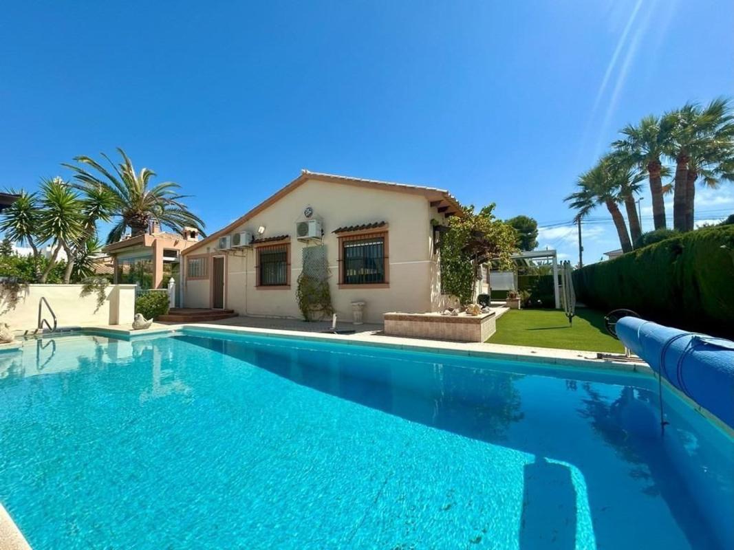 Venta de chalet independiente en Casa o chalet en Cabo Roig, Orihuela, Orihuela
 photo 2