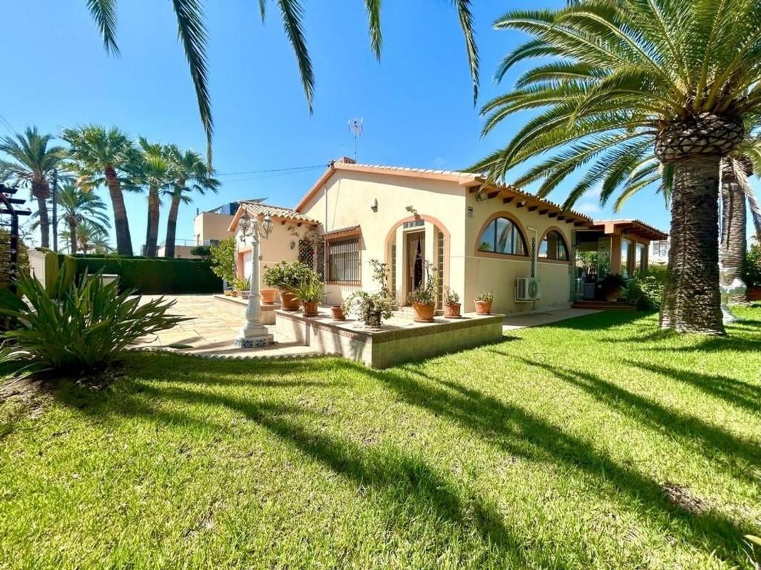Venta de chalet independiente en Casa o chalet en Cabo Roig, Orihuela, Orihuela
 photo 3