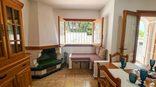 Частный шале на продаже в Casa o chalet en Playa Flamenca, Orihuela, Ориуэла thumbnail 2
