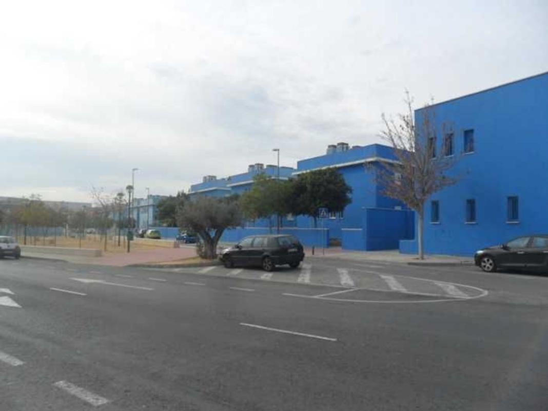 Edificio de 79m2 en venta en San Vicente del Raspeig photo 2