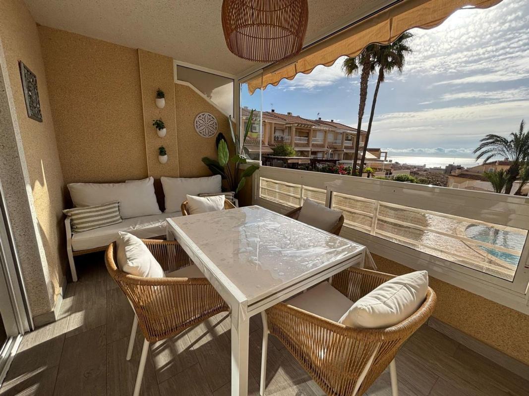 Продажа квартиры на Piso en Mar, 44, Calas de Santiago Bernabeu, Santa Pola, Санта Пола
photo 2