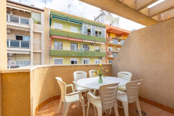 Sale of flat in Piso en Playa de los Náufragos, Torrevieja, Torrevieja
photo 1