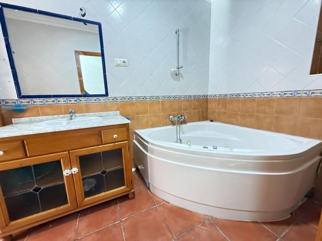 Propiedades en venta y alquiler en España photo 4