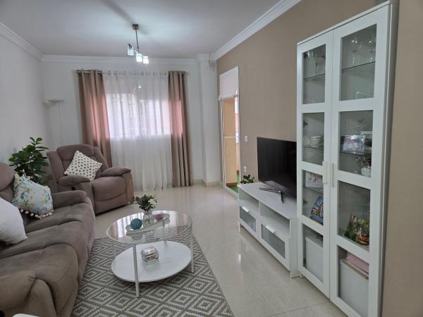 Venta de piso en Piso en Calle Navarro Ledesma, El Consul - El Romeral, Málaga, Málaga
 photo 4