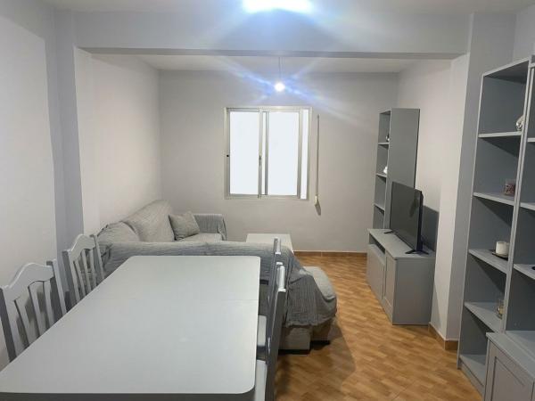 Chalet adosado en Avenida del Obispo Angel Herrera Oria, Carranque - Haza Cuevas, Málaga photo 2
