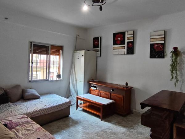 Venta de piso en Piso en Calle la Unión, 18, Cruz del Humilladero - Los Tilos, Málaga, Málaga
thumbnail 2