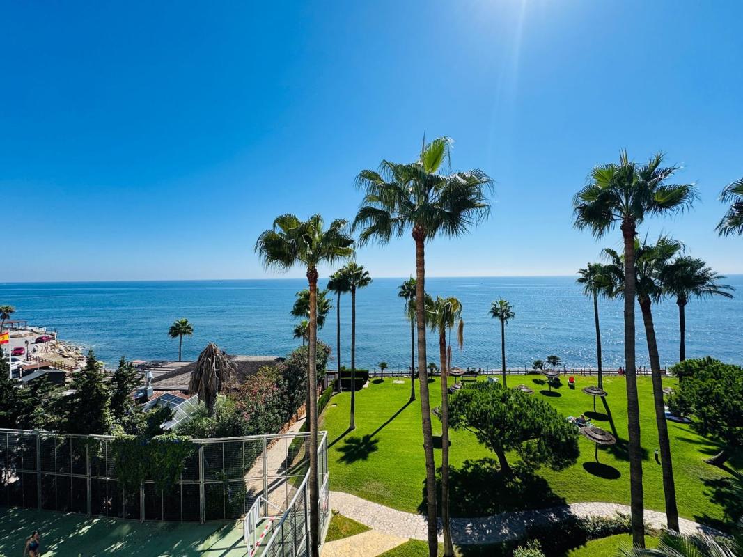 Venta de piso en Piso en Alhamar, Sitio de Calahonda, Mijas, Mijas
photo 2