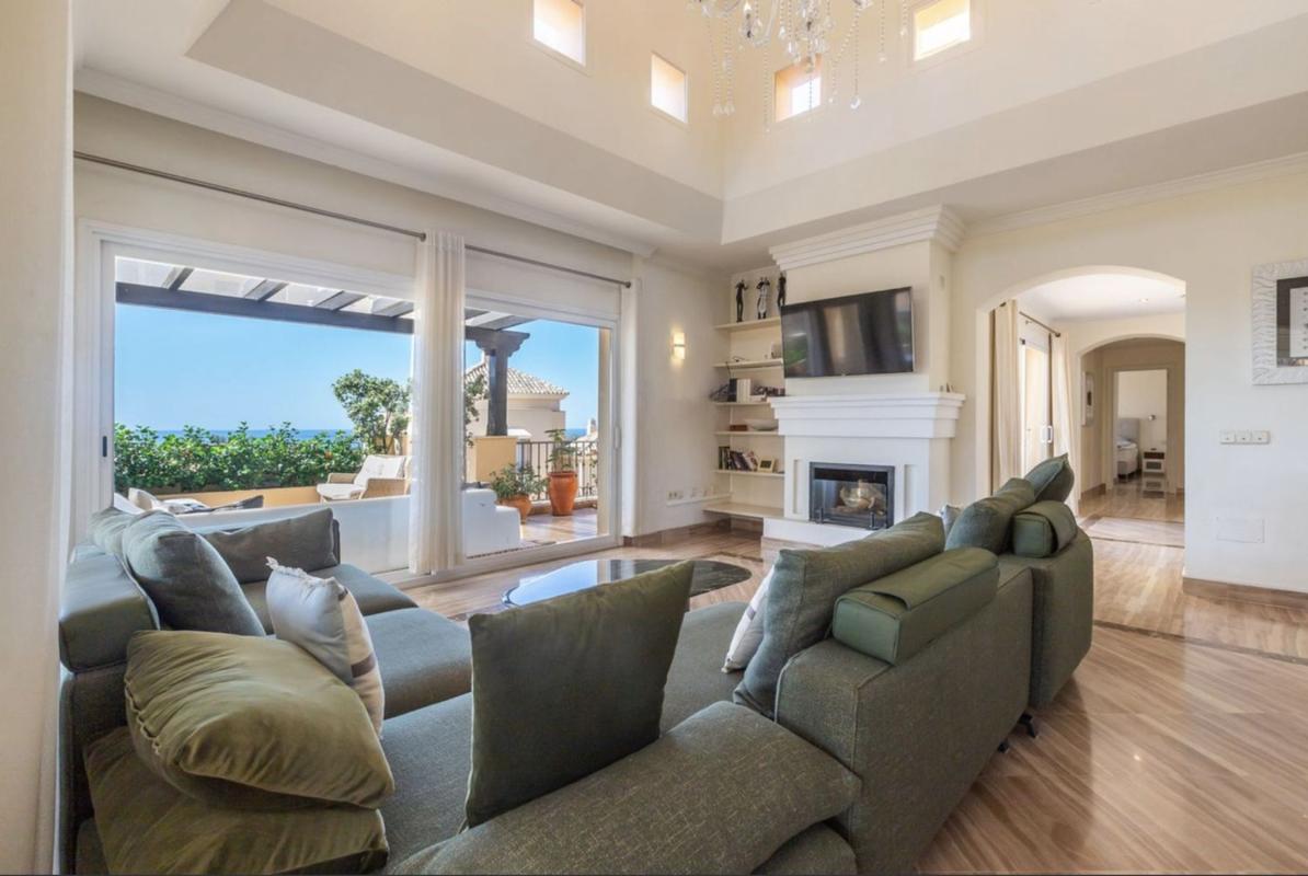 Продажа дуплекса на Dúplex en Hacienda Elviria, Marbella, Марбелла photo 5