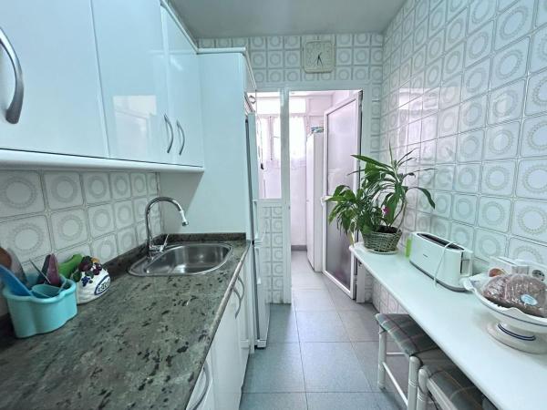 Venta de piso en Piso en Avenida de Sorolla, Ayuntamiento, Torremolinos, Torremolinos
 photo 3