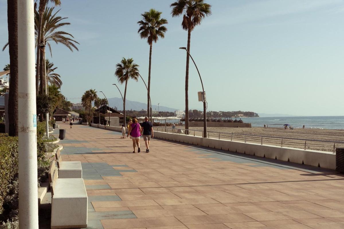 Sprzedaż mieszkania w Piso en Puerto de Estepona, Estepona, Estepona
photo 1