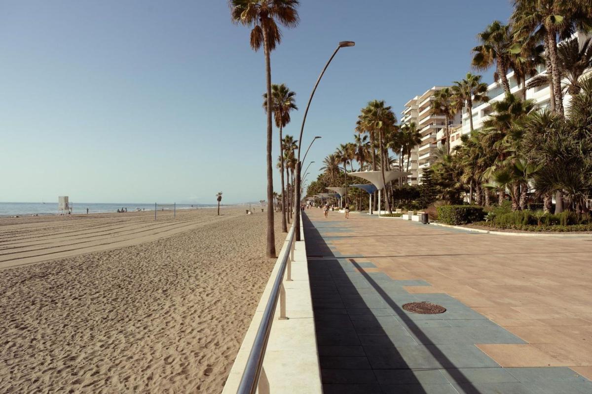 Sprzedaż mieszkania w Piso en Puerto de Estepona, Estepona, Estepona
photo 2