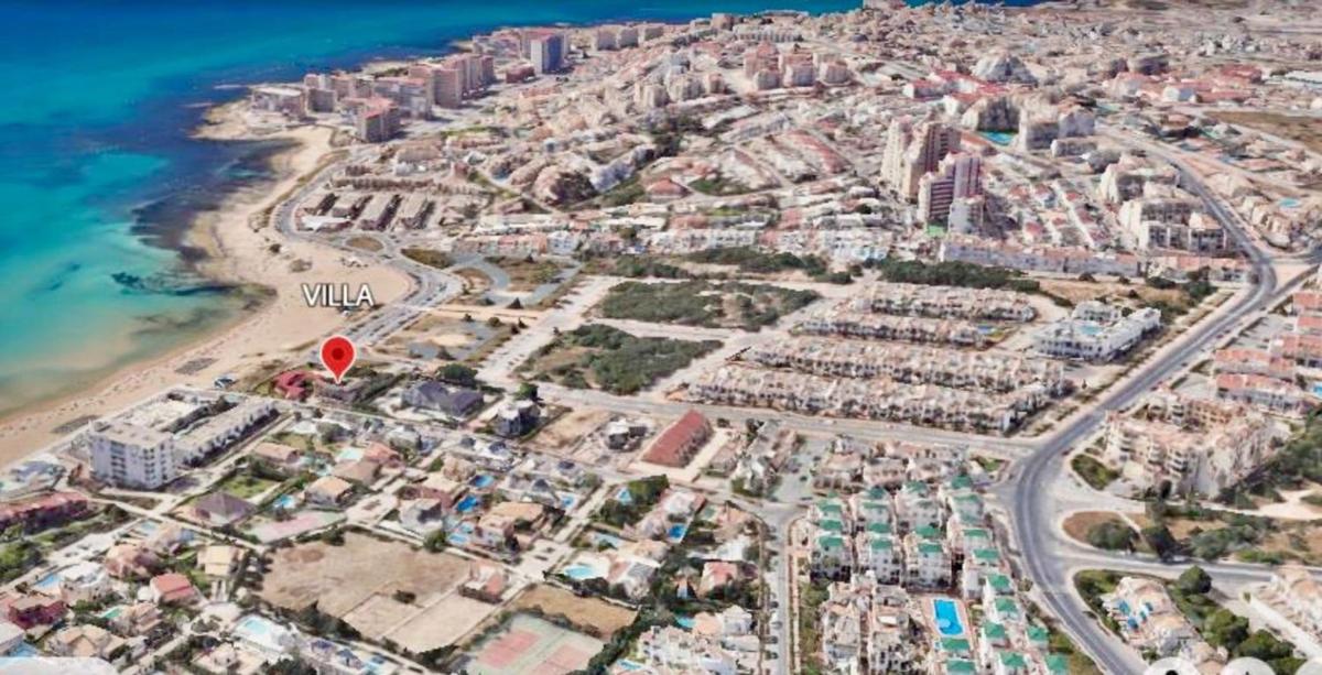 Terreno en venta en Torrevieja, Alicante photo 2