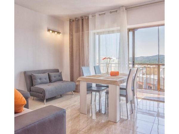 Продажа квартиры на Piso en Calle Corbeta, Calpe Pueblo, Calpe, Кальпе
thumbnail 2