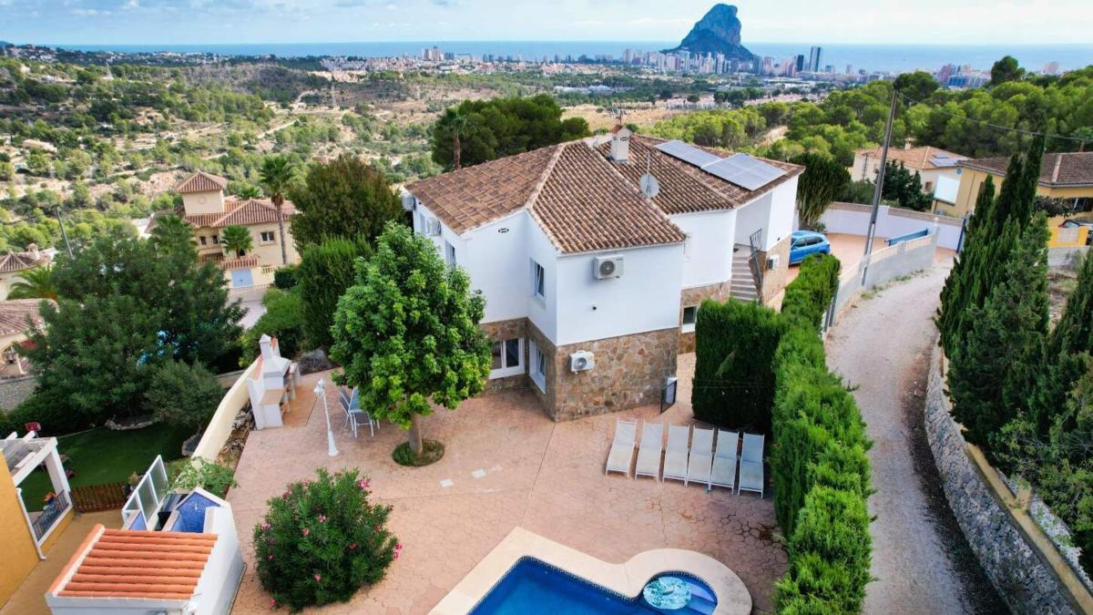 Venta de chalet independiente en Casa o chalet en Oltamar-Cucarres, Calpe, Calpe
photo 3