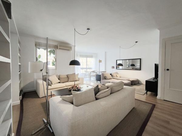 Продажа квартиры на Piso en Calle del Marqués de Campo, Centro Urbano, Denia, Дения
thumbnail 2