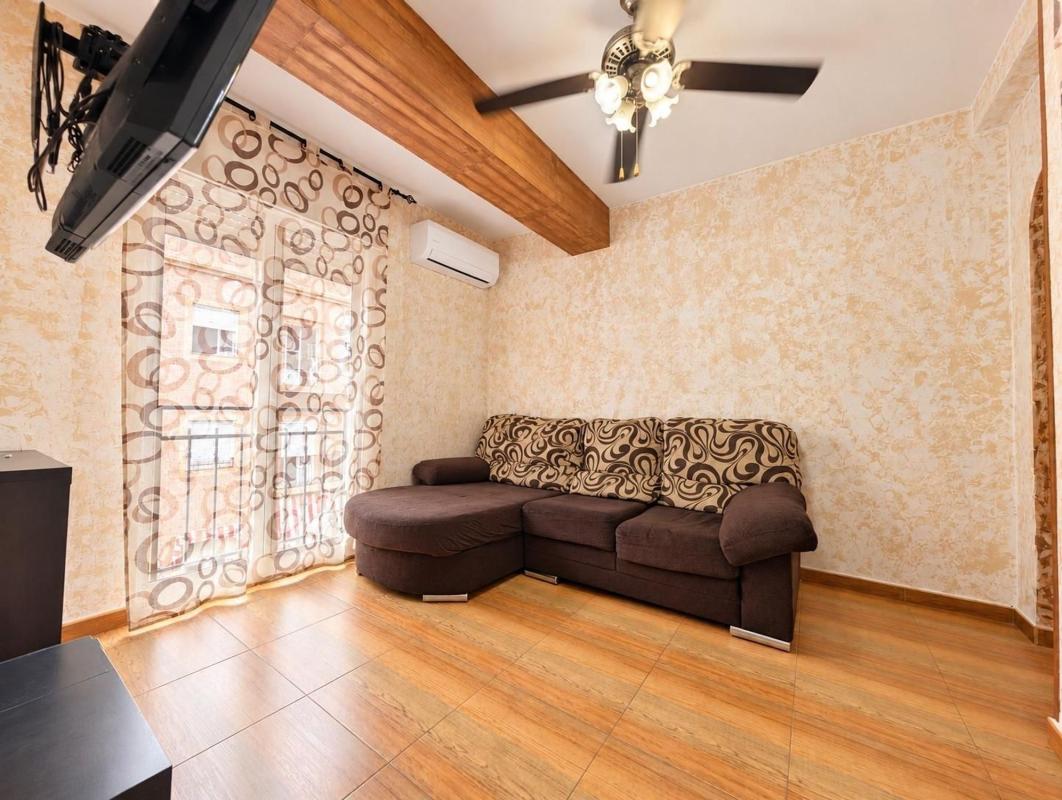 Venta de piso en Piso en Reina Victoria-Miguel Hernández, Elche / Elx, Elche / Elx
photo 2